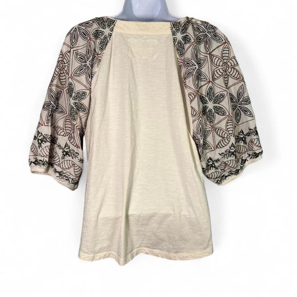 Cupio Embroidered Floral Bubble Sleeve Cream Blouse - Picture 7 of 7